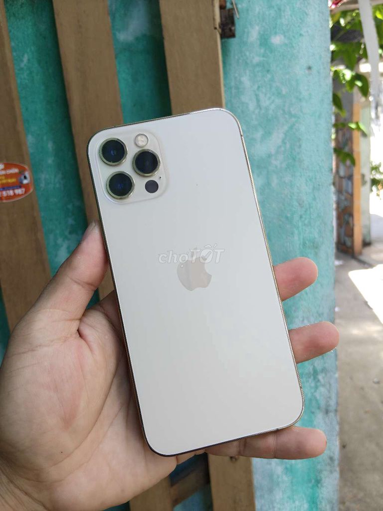 Apple iPhone 12 Pro 256GB Vàng 99%. Mua bán Điện thoại tại Quận Liên Chiểu Đà Nẵng được đăng bởi Công Lực hình 1