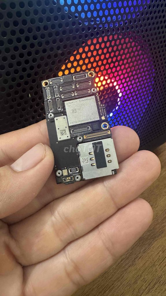 Mainboard iPhone 11 Pro Dính iCloud. Mua bán Linh kiện (RAM, Card...) tại Quận Ninh Kiều Cần Thơ được đăng bởi CẦN BÁN MÁY hình 1