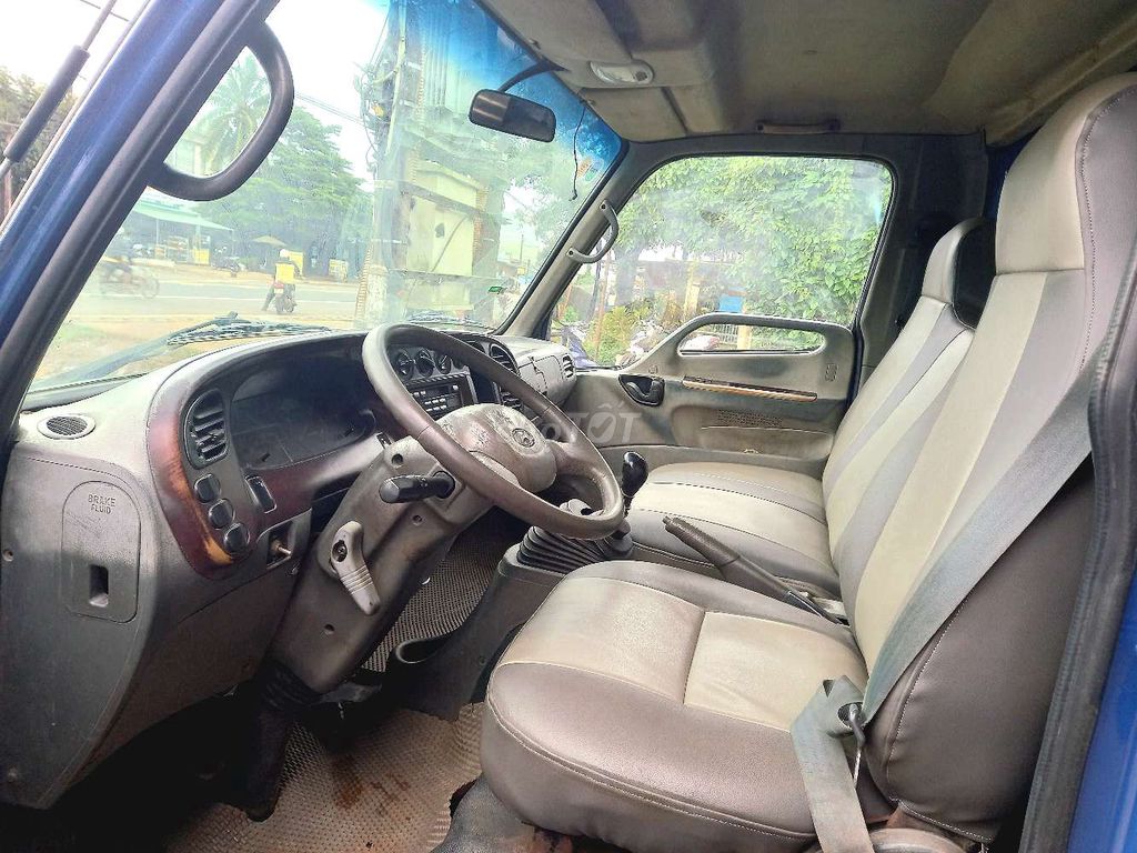 CẦN BÁN XE HYUNDAI HD65 NHẬP HÀN THÙNG KÍN. Mua bán Xe tải, xe ben tại Thành phố Pleiku Gia Lai được đăng bởi Ngọc Hưng hình 2