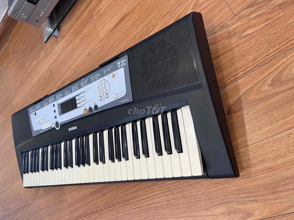 Đàn organ YAMAHA E213 nhập Nhật mới 95%.