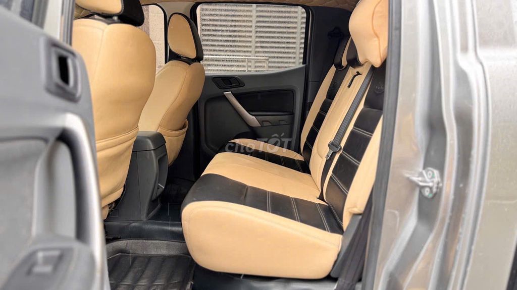 Ford Ranger XLS AT 2017 - 96690 km. Mua bán Ô tô tại Thành phố Thủ Đức Tp Hồ Chí Minh được đăng bởi Trần Hoàng Long hình 7