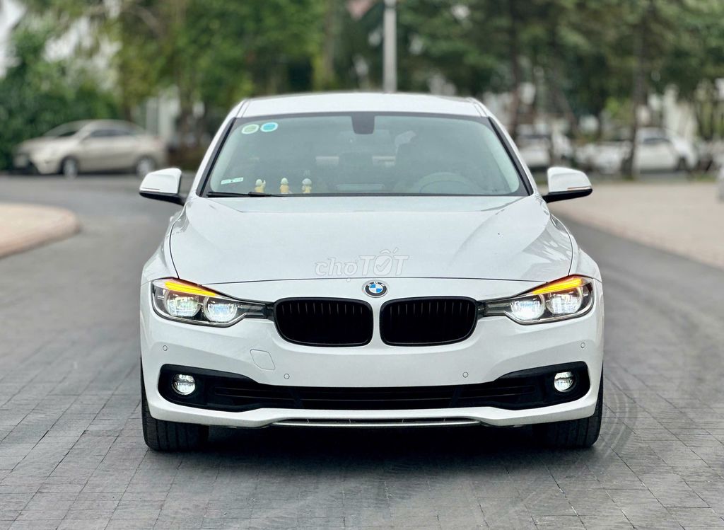 BMW 3 Series 2***0 km