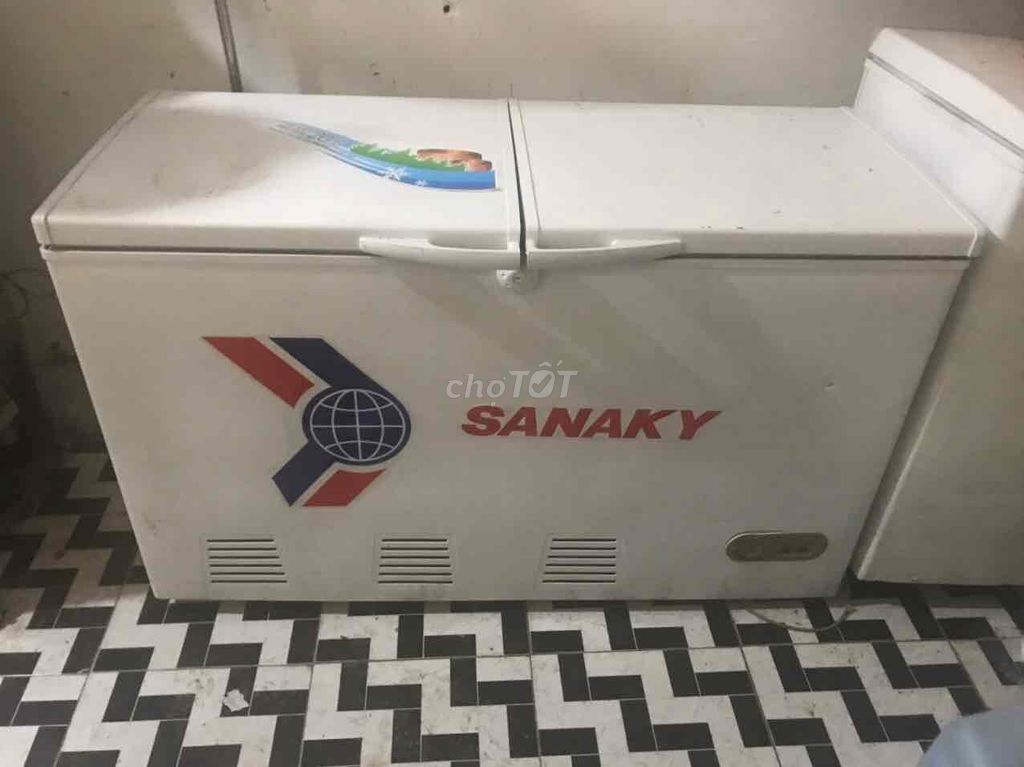 Tủ đông Sanaky 300l đẹp zin 2 chế độ 1 đông,1 mát