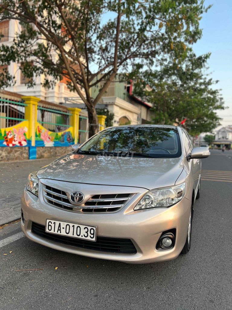 Toyota Corolla Altis 2011 1.8G MT - 61000 km