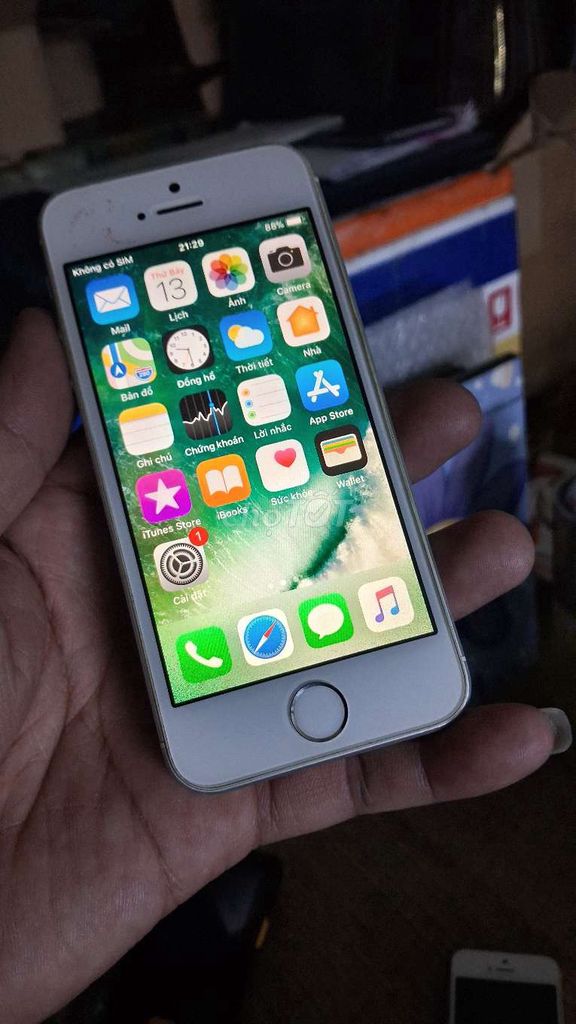 Apple iPhone SE 16GB Bạc. Mua bán Điện thoại tại Quận Tân Phú Tp Hồ Chí Minh được đăng bởi Lộc Phát  hình 1