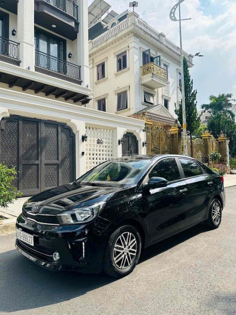 Kia Soluto 2019 АКПП Черный 23000 км