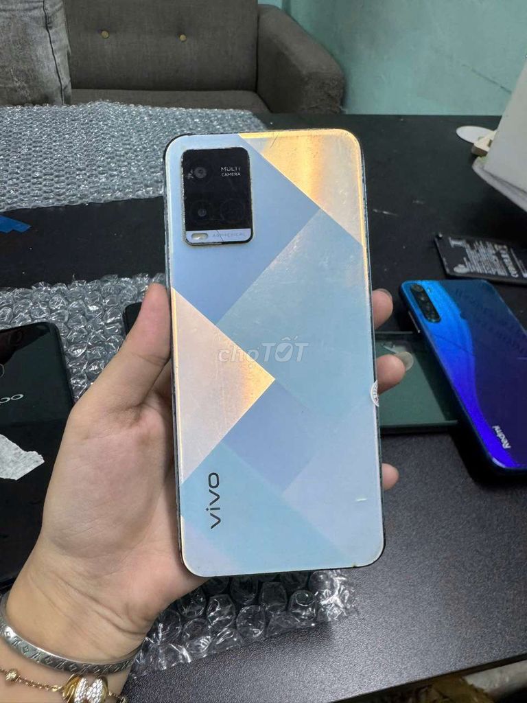 Vivo y21, 64g, pin 5000, mất vân. Mua bán Điện thoại tại Thành phố Thủ Dầu Một Bình Dương được đăng bởi Phước Mobile hình 1