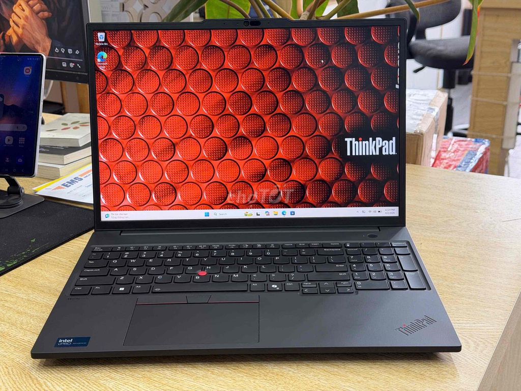 Lenovo ThinkPad P16s Gen 3 Ultra 7 16 inch 32GB/1T. Mua bán Laptop tại Quận 10 Tp Hồ Chí Minh được đăng bởi Protech hình 1