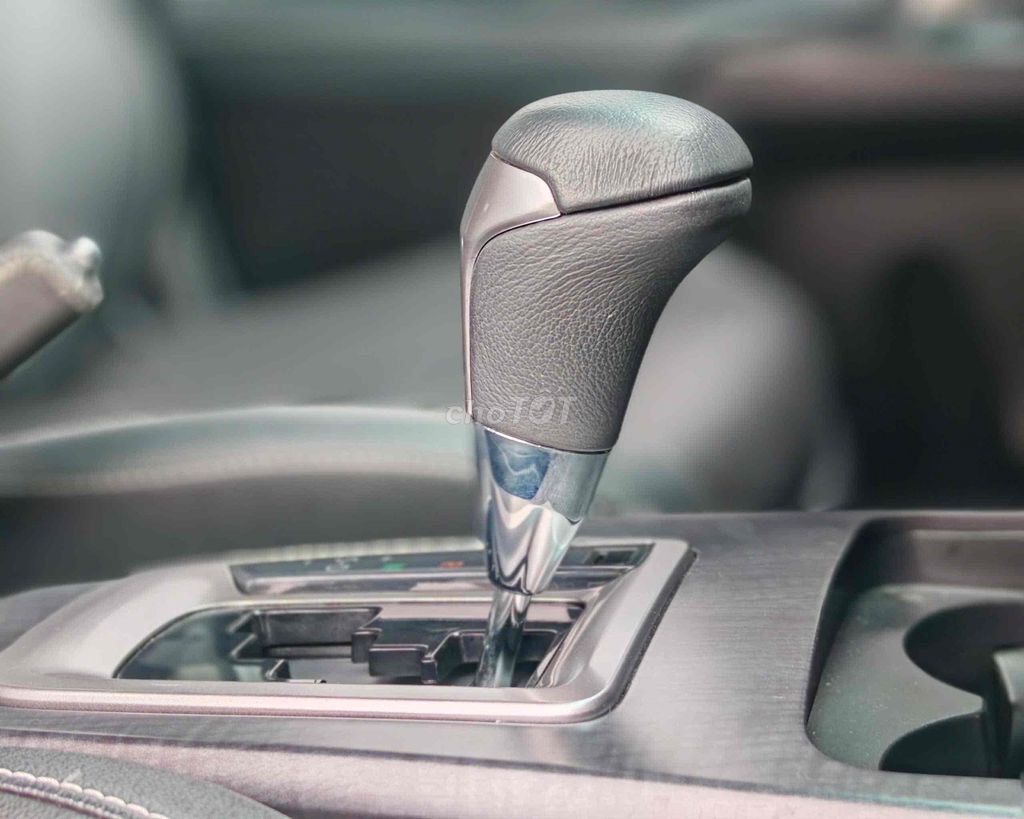 Toyota Fortuner 2022 odo 3.2v cực đẹp. Mua bán Ô tô tại Quận Nam Từ Liêm Hà Nội được đăng bởi Đại lý Toyota Mỹ Đình hình 11