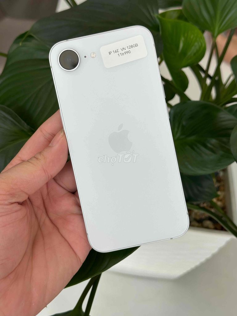 16E 128GB Trắng VN Pin 98 Bh 6/2026 Zin đẹp 99. Mua bán Điện thoại tại Quận Ninh Kiều Cần Thơ được đăng bởi Quý Mobile Cần thơ hình 1