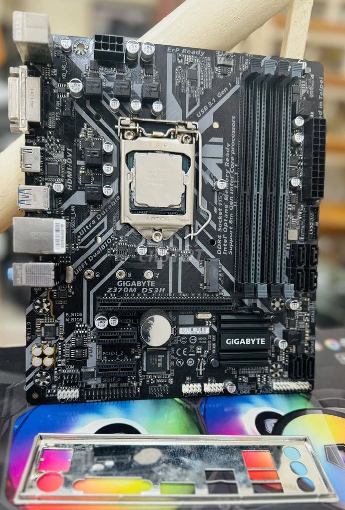 Mainboard Gigabyte Z370M-DS3H+Chip Core i7-8700. Mua bán Linh kiện (RAM, Card...) tại Quận Hải Châu Đà Nẵng được đăng bởi Baxiqua hình 1