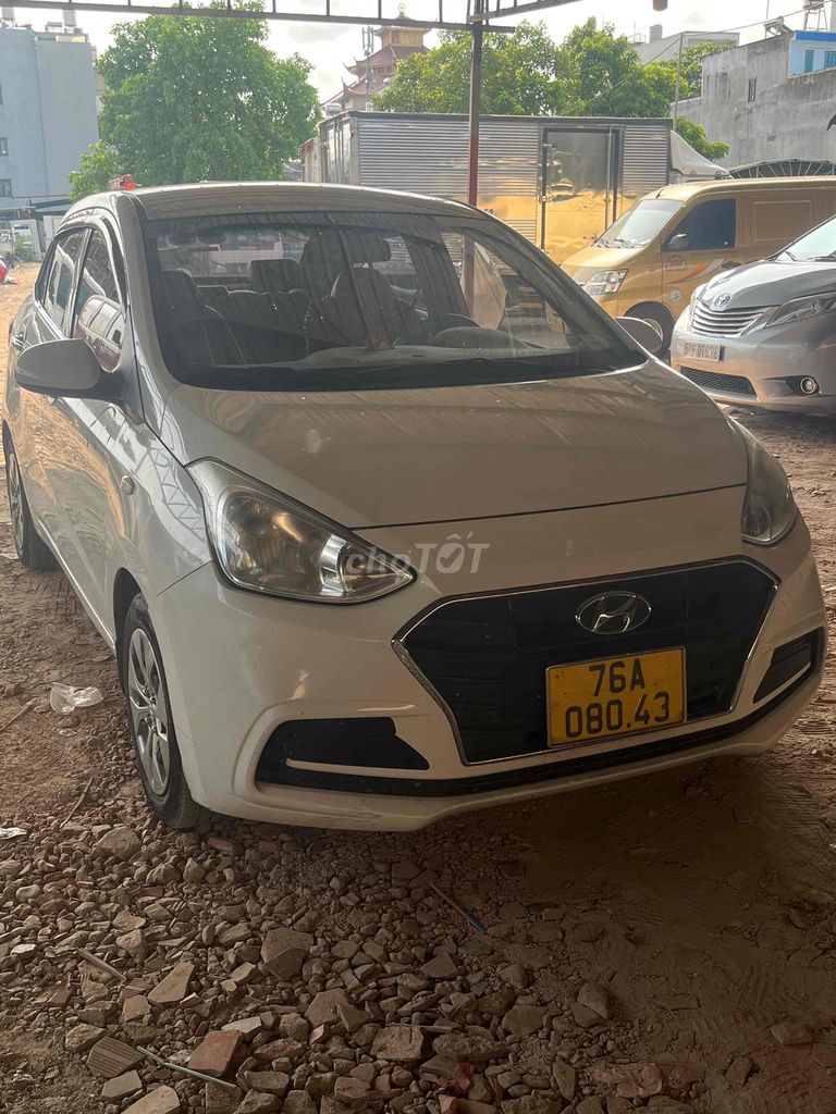 Hyundai Grand i10 2018 белый механика
