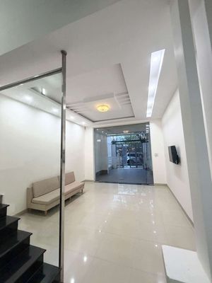 Rent · 5 bd · 100 м² · Quận Sơn Trà, ул. Đường Lý Thánh Tông