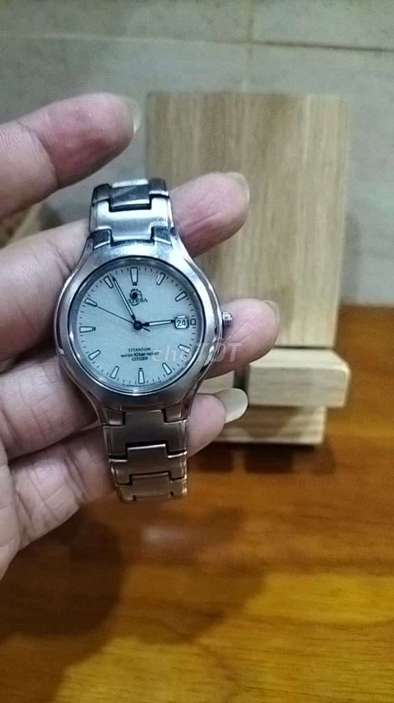 Đồng hồ Citizen Eco-Drive Titanium Nam