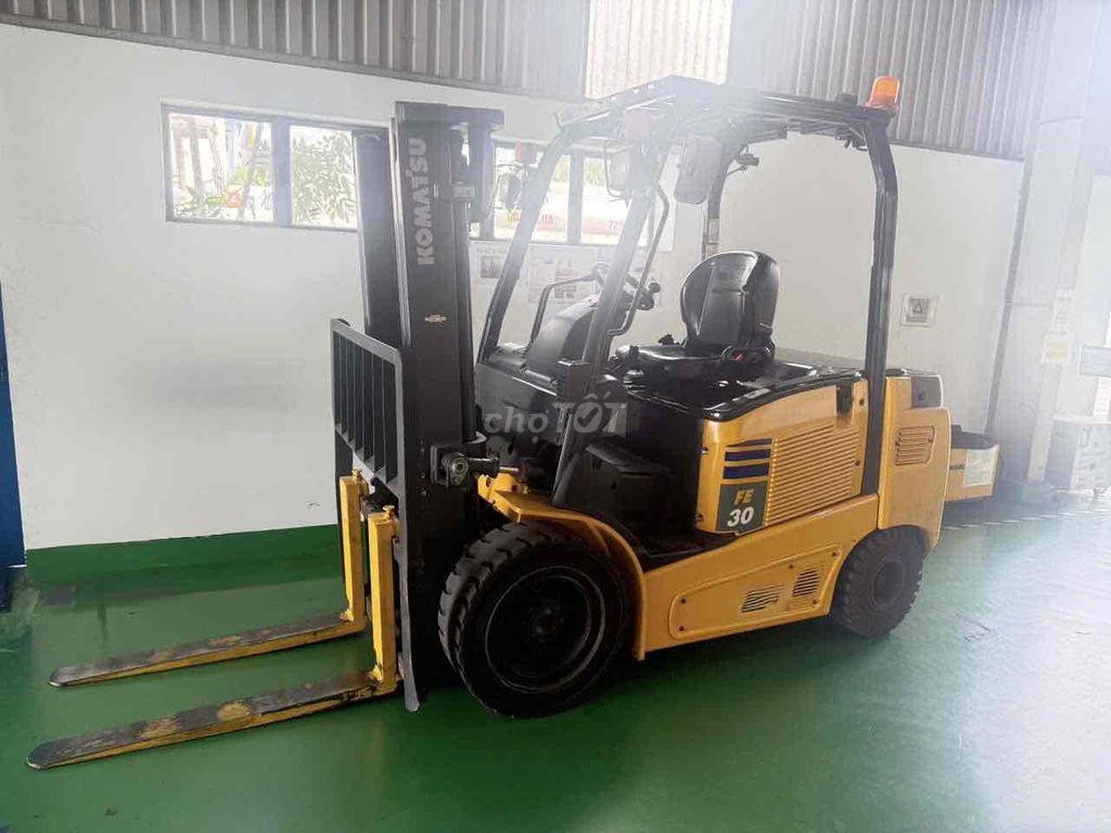 Xe nâng điện Komatsu FE30-1 3 tấn. Mua bán Phương tiện khác tại Thành phố Biên Hòa Đồng Nai được đăng bởi Phát Minh hình 4