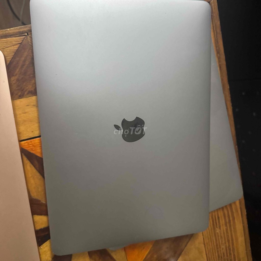 Macbook Pro 13” 2017 i5/ram 16g/512 Xám bh3 th. Mua bán Laptop tại Quận 3 Tp Hồ Chí Minh được đăng bởi Phúc Nguyễn hình 1