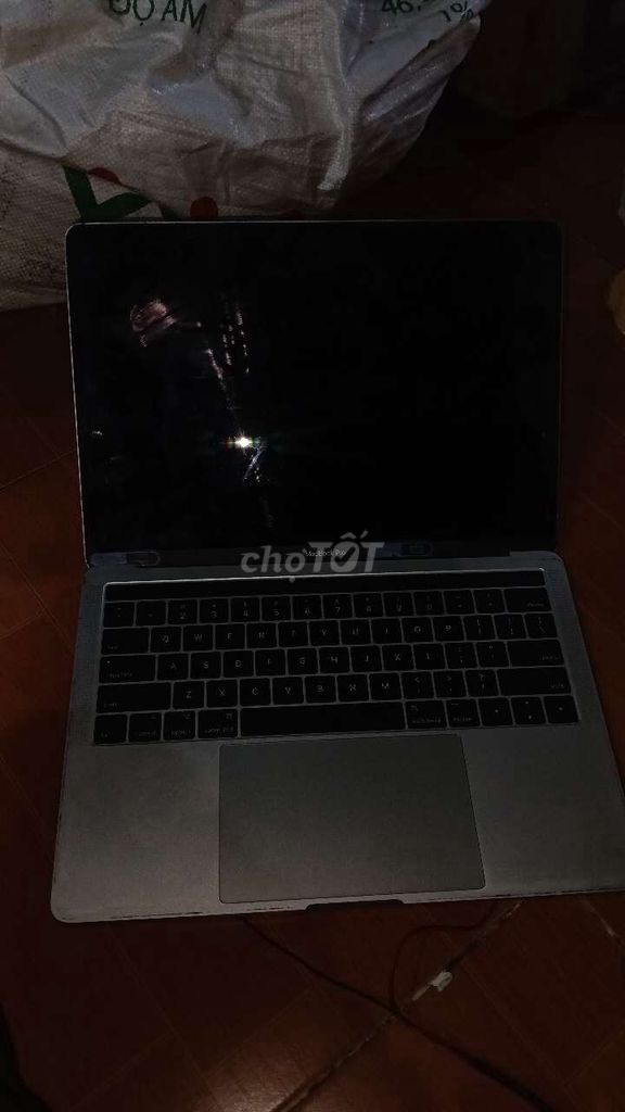 Apple Macbook Pro 1709 Xám. Mua bán Laptop tại Huyện Bình Chánh Tp Hồ Chí Minh được đăng bởi Thân Đồ cũ  hình 1