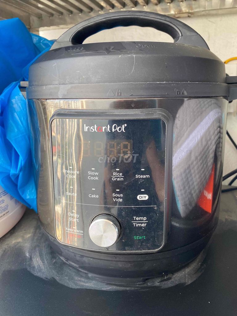 Nồi áp suất điện Instant Pot Đen. Mua bán Bếp, lò, đồ điện nhà bếp tại Quận Bắc Từ Liêm Hà Nội được đăng bởi Hoàng Hiệp hình 1