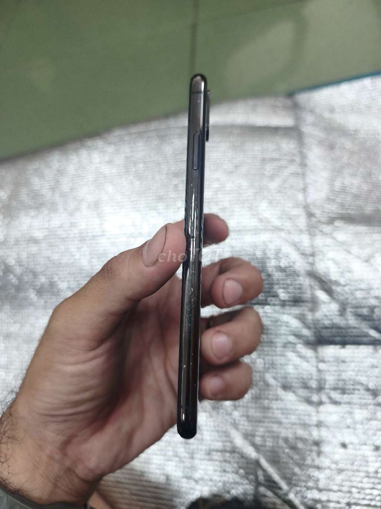 Apple iPhone Xs Max 64GB Xám Đã sử dụng. Mua bán Điện thoại tại Quận 6 Tp Hồ Chí Minh được đăng bởi Từ Thuận hình 1