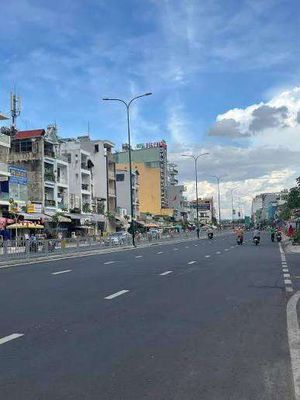 Plot of land 339 m² · Đường Dương Quảng Hàm