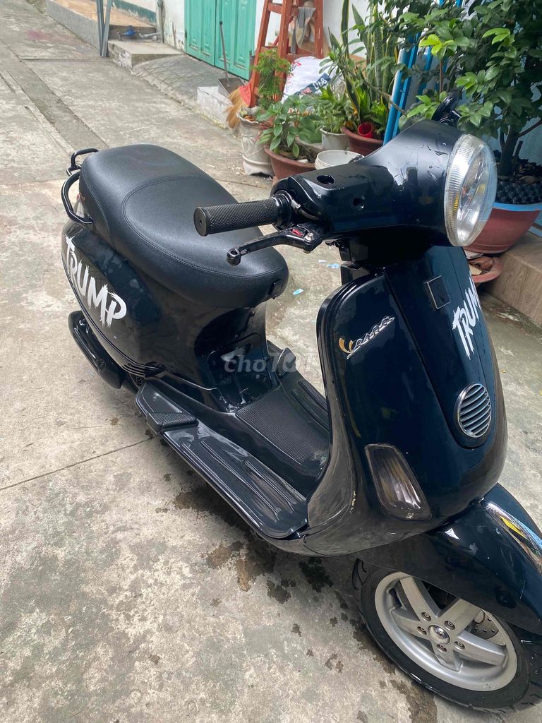 Piaggio Vespa màu Đen. Mua bán Xe máy tại Thành phố Biên Hòa Đồng Nai được đăng bởi Mẫn Lạnh Lùng hình 3