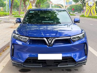 CẦN BÁN VINFAST VF9 PLUS 2023 - XE GIA ĐÌNH