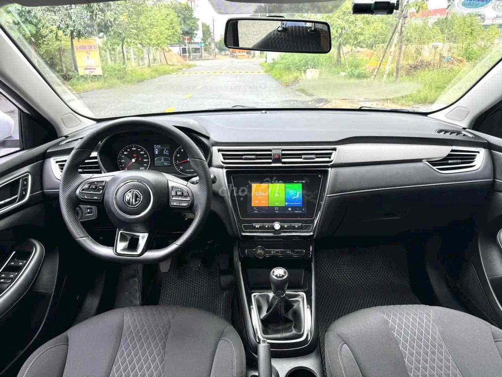 MG NewMG5 MT màu trắng xe mới. Mua bán Ô tô tại Quận Bình Thuỷ Cần Thơ được đăng bởi Lực MG Cần Thơ hình 10
