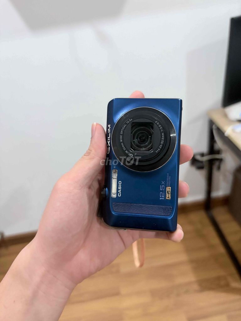 Máy ảnh Casio ZR200 Xanh. Mua bán Máy ảnh, Máy quay tại Quận Cầu Giấy Hà Nội được đăng bởi Vũ Thành Long hình 1