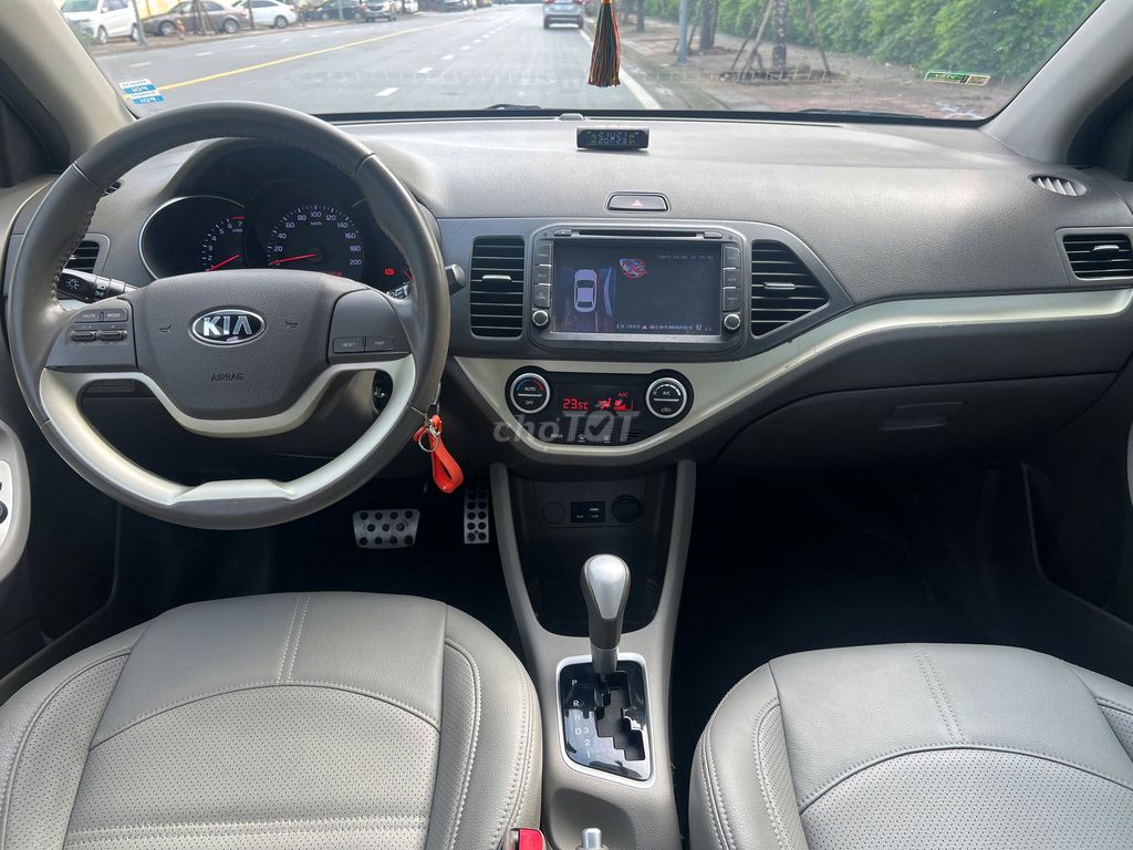 Kia Morning Si 2017 màu đỏ. Mua bán Ô tô tại Quận Long Biên Hà Nội được đăng bởi Long Biên Cars hình 14