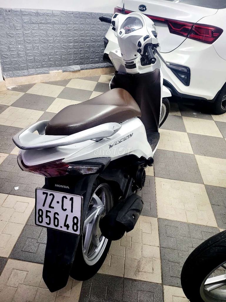 Vision 2018 chính chủ mua mới. Mua bán Xe máy tại Thành phố Vũng Tàu Bà Rịa - Vũng Tàu được đăng bởi Hà Lâm hình 2