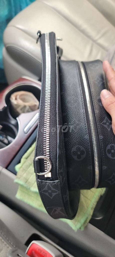 Túi xách Louis Vuitton Pikaboll Đen. Mua bán Túi xách tại Quận Bình Tân Tp Hồ Chí Minh được đăng bởi đô nguyễn hình 1