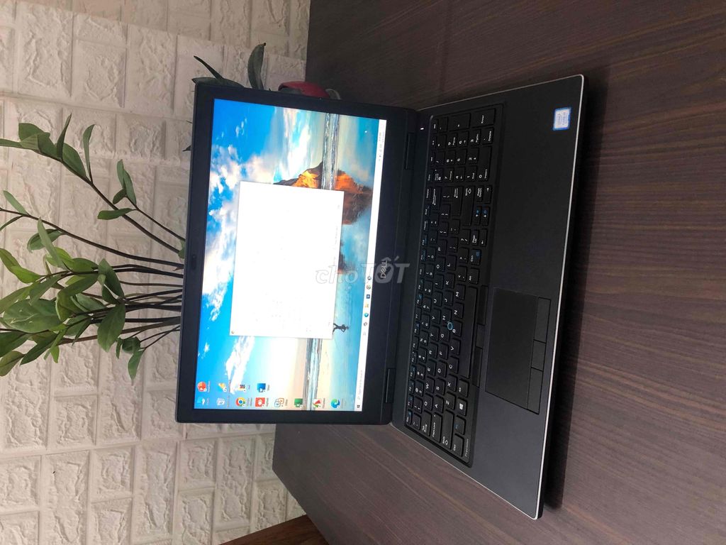 Dell precision 7530 vga rời 4G máy đẹp