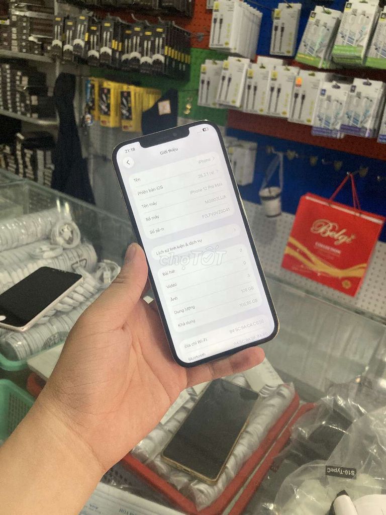 Apple iPhone 12 Pro Max 128GB Vàng 83%. Mua bán Điện thoại tại Thành phố Thuận An Bình Dương được đăng bởi Thảo Huỳnh mobile hình 1