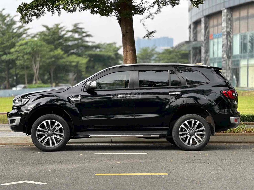 Ford Everest 2022 - 65000 km. Mua bán Ô tô tại Quận 7 Tp Hồ Chí Minh được đăng bởi Tài  hình 3