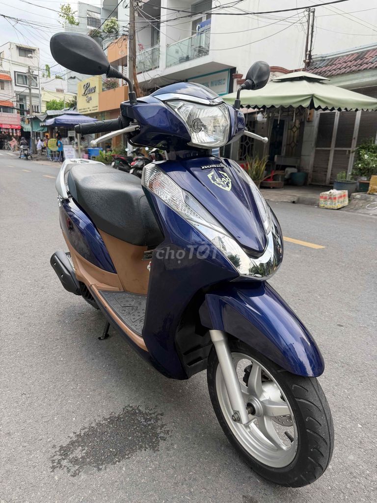 Владелец Honda Lead 125 куб. см 2015