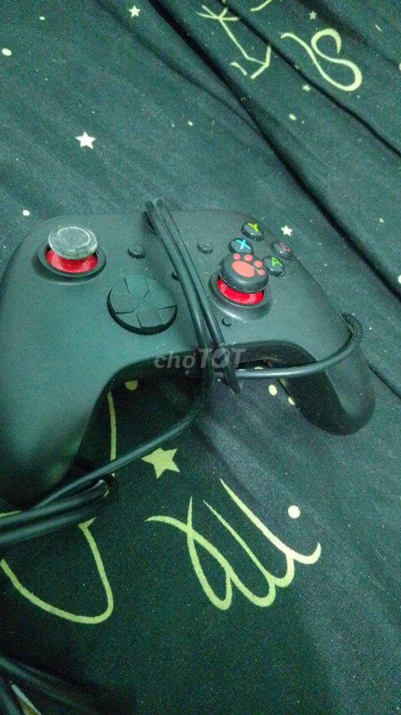 Tay cầm chơi game Đen Có dây Đa thiết bị. Mua bán Thiết bị chơi game tại Quận Liên Chiểu Đà Nẵng được đăng bởi Nkie hình 1