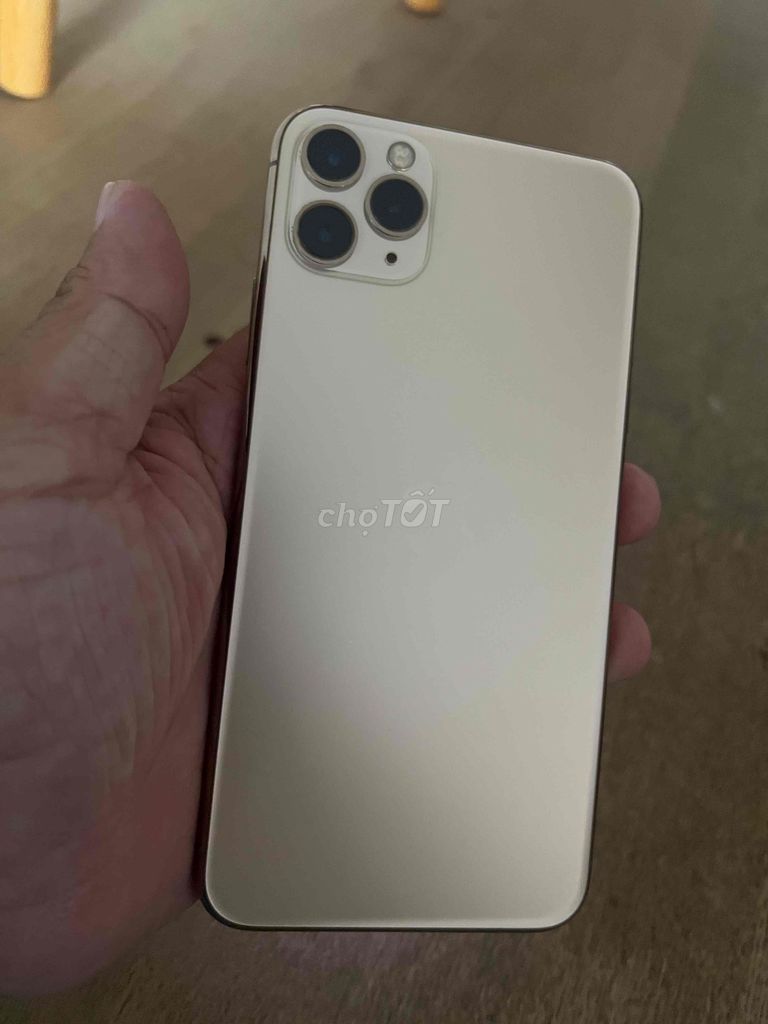 iPhone 11 Pro Max 256GB Vàng. Mua bán Điện thoại tại Thành phố Châu Đốc An Giang được đăng bởi Thuận Mua Vừa Bán 288 hình 1
