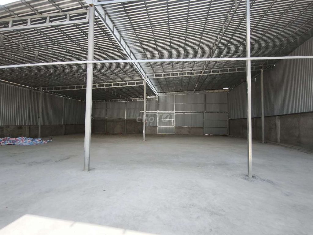 Kho xưởng 650m2 Cây Keo, Tam Phú