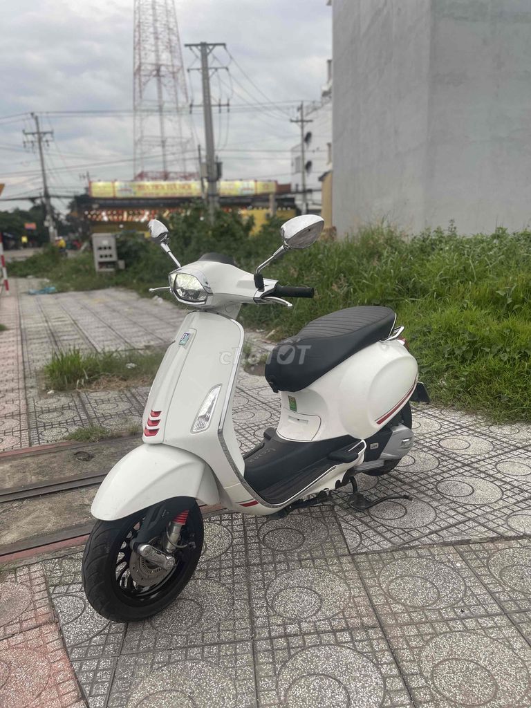 vespa 2023 chính chủ bao ký mua bán.có trả góp. Mua bán Xe máy tại Thành phố Thuận An Bình Dương được đăng bởi Xe Máy Minh Sang Bình Dương hình 1