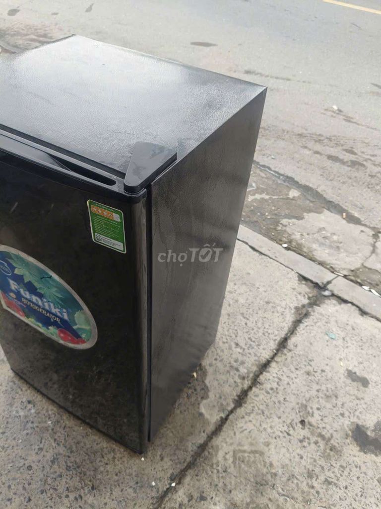 Tủ lạnh funiki 100 l