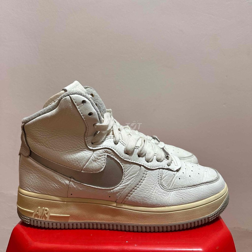 Giày Nike Force 1 High Sculpt Trắng size. Mua bán Giày dép tại Quận Bình Thuỷ Cần Thơ được đăng bởi An Nguyễn hình 1