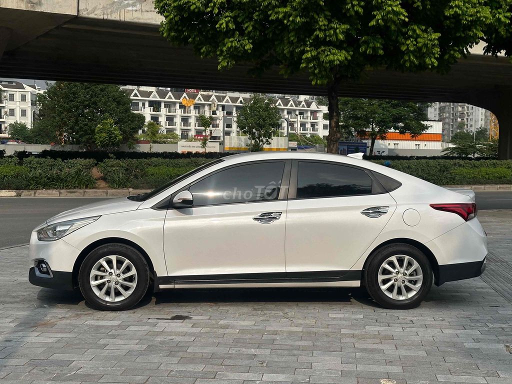 Hyundai Accent 2019 МКПП 90000 км белый