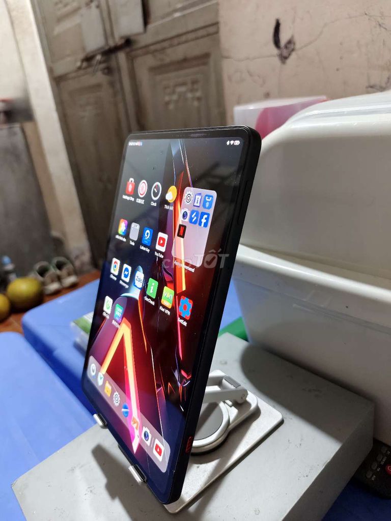 RedMagic AsTra Gaming Đen Đã qua sử dụng. Mua bán Máy tính bảng tại Quận Long Biên Hà Nội được đăng bởi Thái Việt hình 1