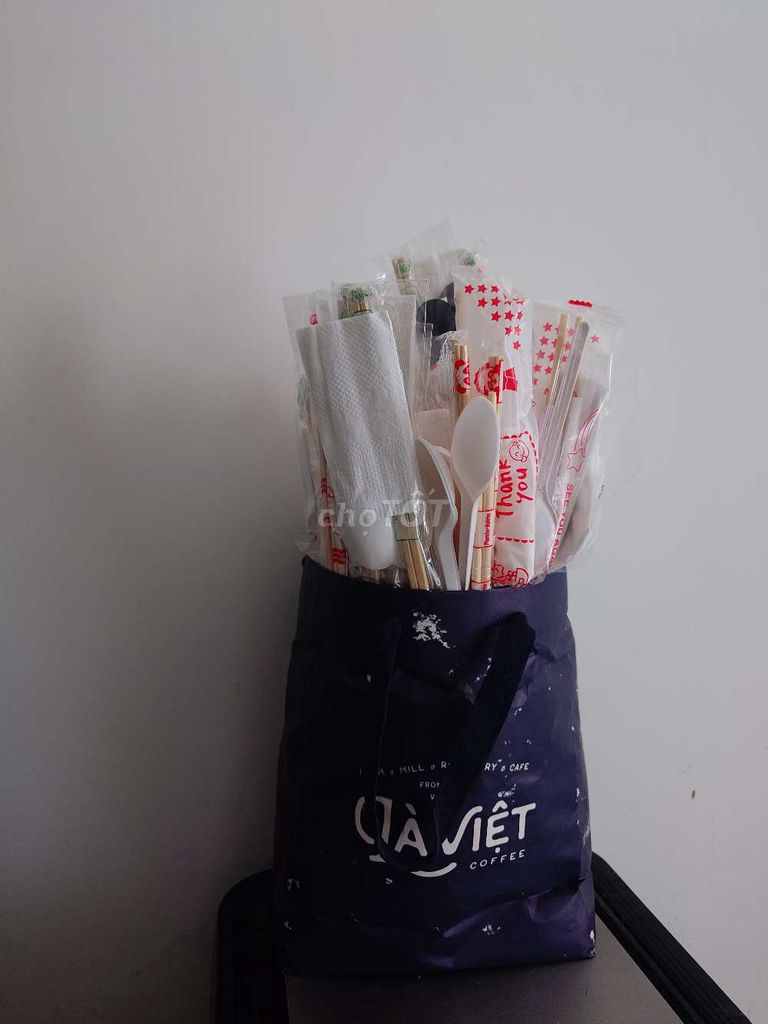 Bộ muỗng đũa dùng 1 lần Nhựa Tre. Mua bán Dụng cụ nhà bếp tại Quận Tân Phú Tp Hồ Chí Minh được đăng bởi Nguyễn Lý hình 1