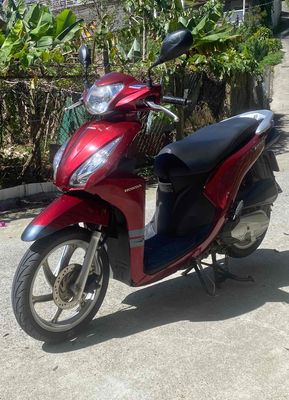 Honda Vision 2017 màu Đỏ. Mua bán Xe máy tại Thành phố Đà Lạt Lâm Đồng được đăng bởi Đạt