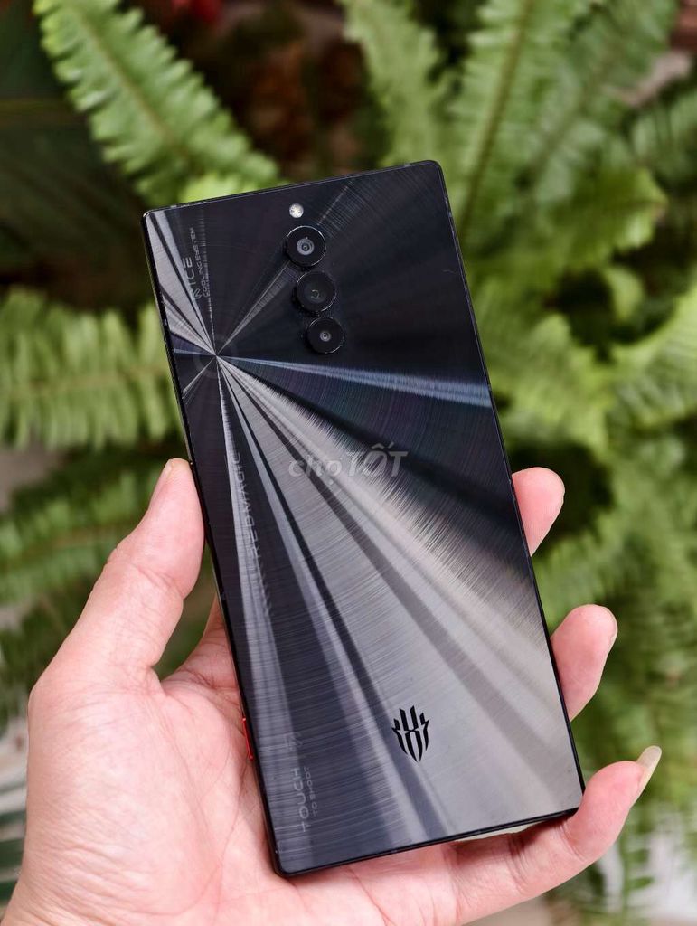 RedMagic8SPro+ Fullcn ngon game mạnh rom QT S8gen2. Mua bán Điện thoại tại Thành phố Thủ Dầu Một Bình Dương được đăng bởi XUÂN TUYỀN hình 1