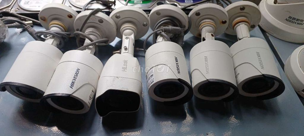 Camera an ninh Hikvision Analog 2MP Kim loại Trắng. Mua bán Máy ảnh, Máy quay tại Huyện Mỏ Cày Bắc Bến Tre được đăng bởi Camera Cũ Mỏ Cày Bắc Bến Tre hình 1