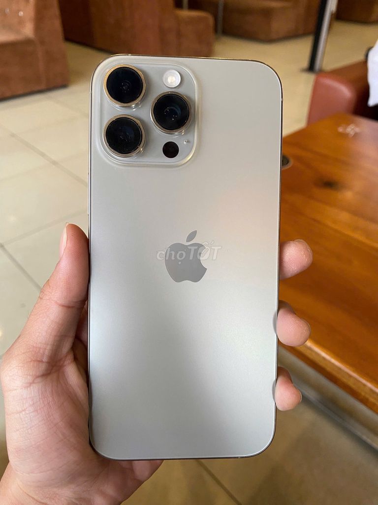 iPhone 14 Pro Max Bạc. Mua bán Điện thoại tại Quận Cái Răng Cần Thơ được đăng bởi Lê Thị Minh Châu hình 1