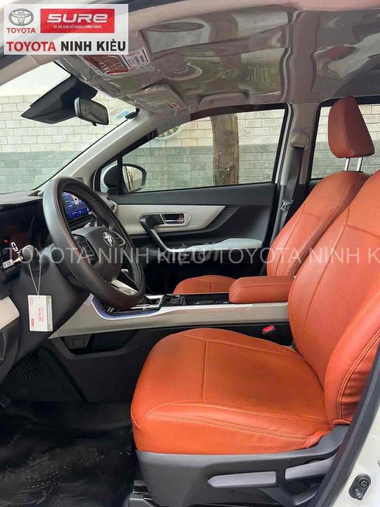 Toyota Veloz Cross Top 2024 Trắng 16.000 km. Mua bán Ô tô tại Quận Ninh Kiều Cần Thơ được đăng bởi Thuý Ngọc Toyota hình 5