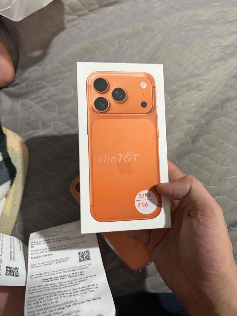 Apple iPhone 17 Pro 256GB Cam Mới. Mua bán Điện thoại tại Huyện Thanh Trì Hà Nội được đăng bởi Nguyen Tuan Anh hình 1
